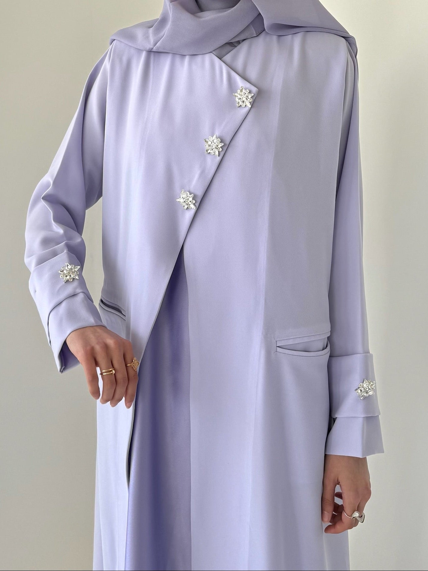 Violet-Abaya
